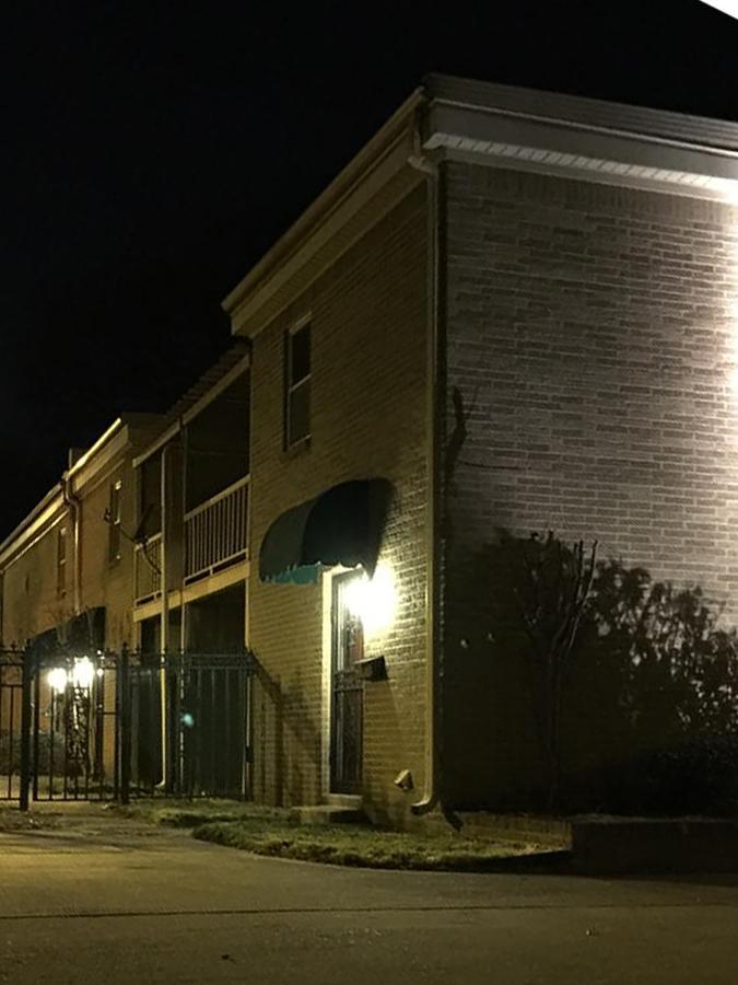 Centrally Located 3Br Overton Square Fast Wifi Free Parking Yes Pets Memphis Dış mekan fotoğraf
