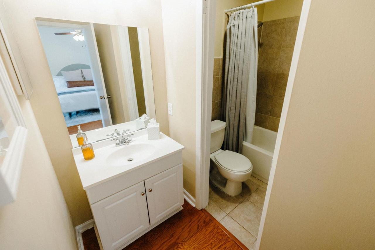 Centrally Located 3Br Overton Square Fast Wifi Free Parking Yes Pets Memphis Dış mekan fotoğraf