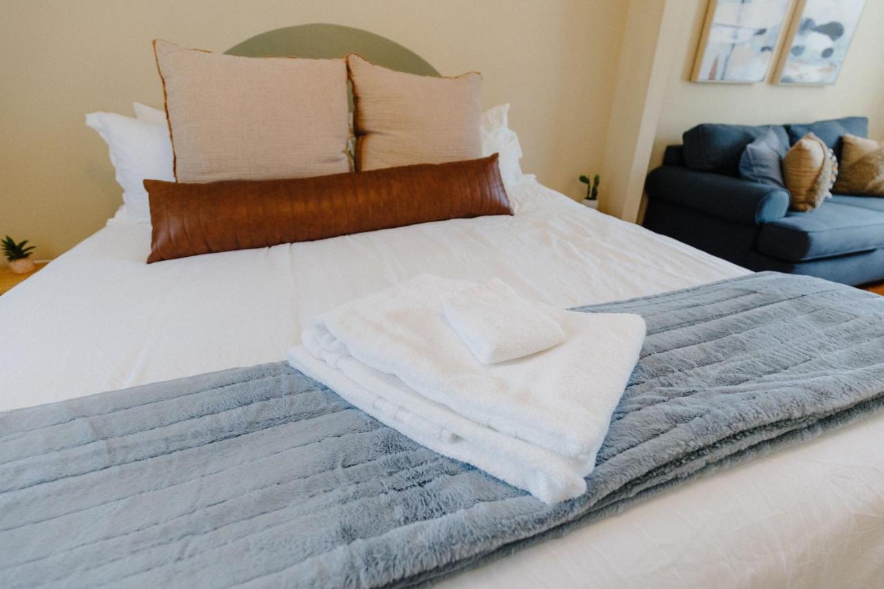 Centrally Located 3Br Overton Square Fast Wifi Free Parking Yes Pets Memphis Dış mekan fotoğraf